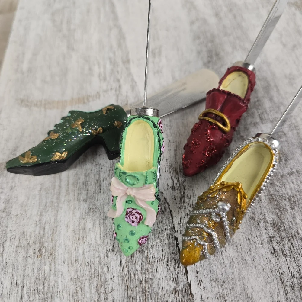 Four Butter Cheese Spreaders With Fancy Shoe Theme